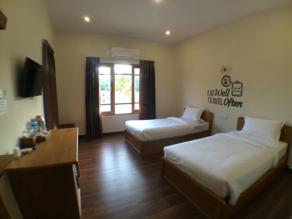 Westay @ Bagan Lotus Hotel Екстер'єр фото