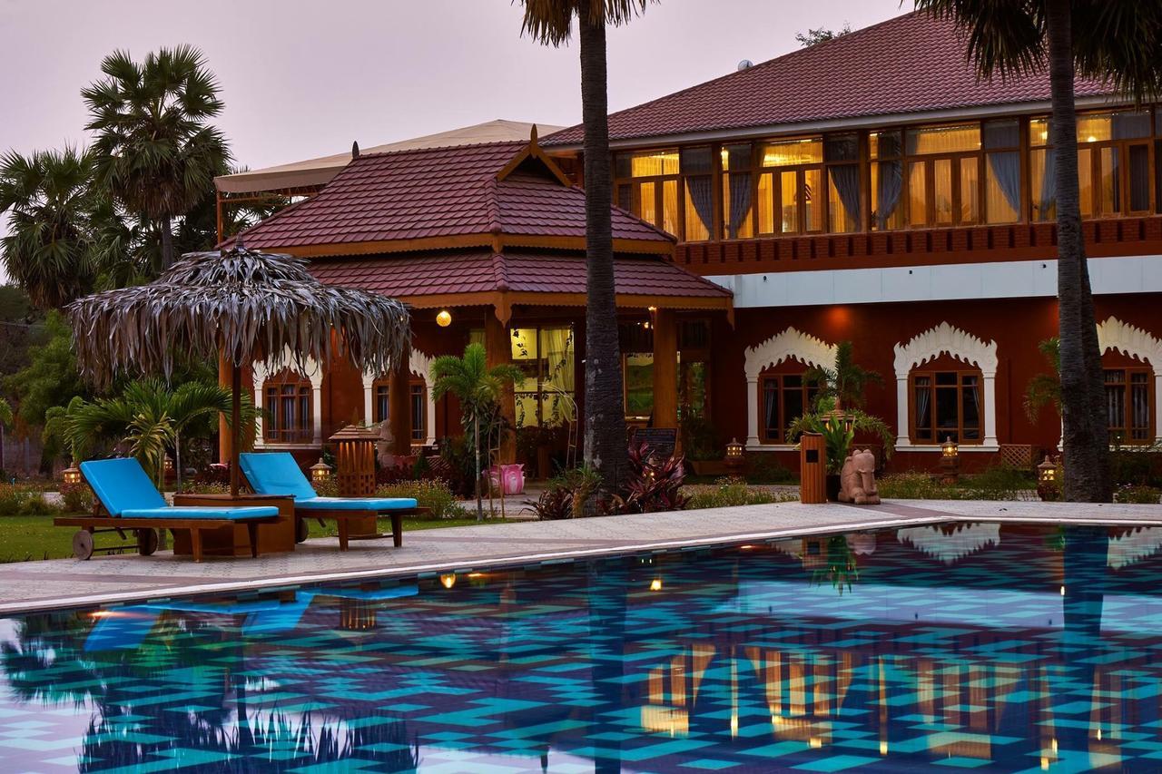 Westay @ Bagan Lotus Hotel Екстер'єр фото