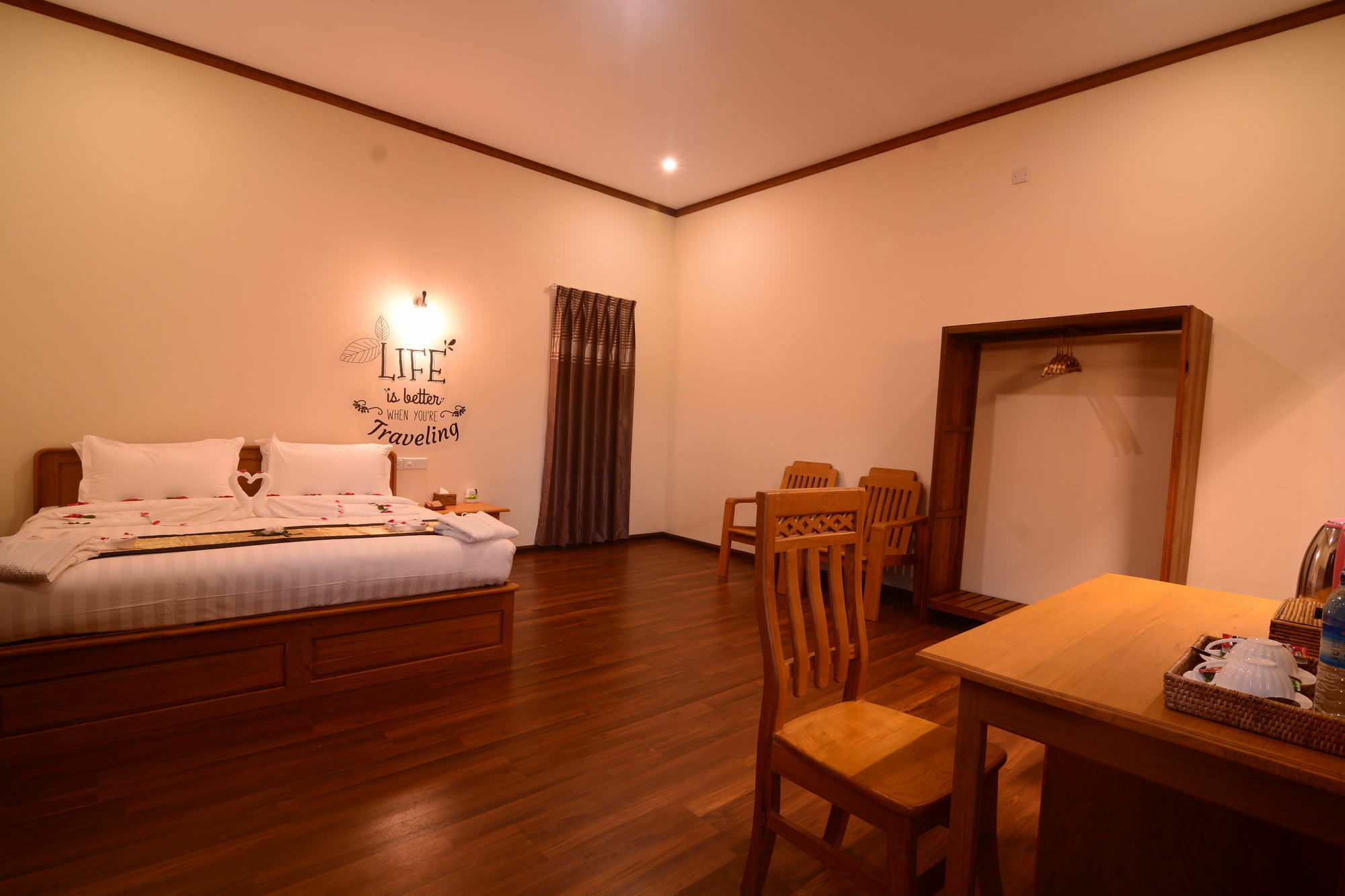 Westay @ Bagan Lotus Hotel Екстер'єр фото