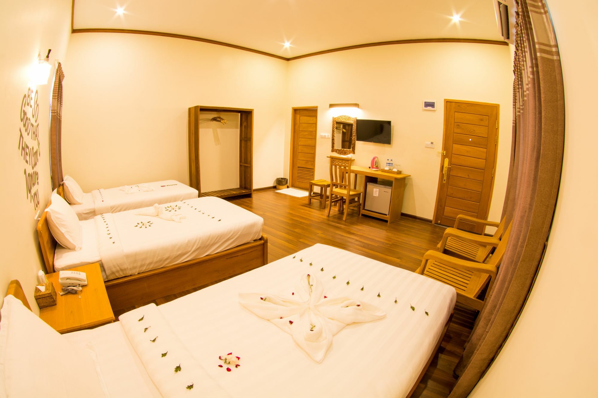 Westay @ Bagan Lotus Hotel Екстер'єр фото