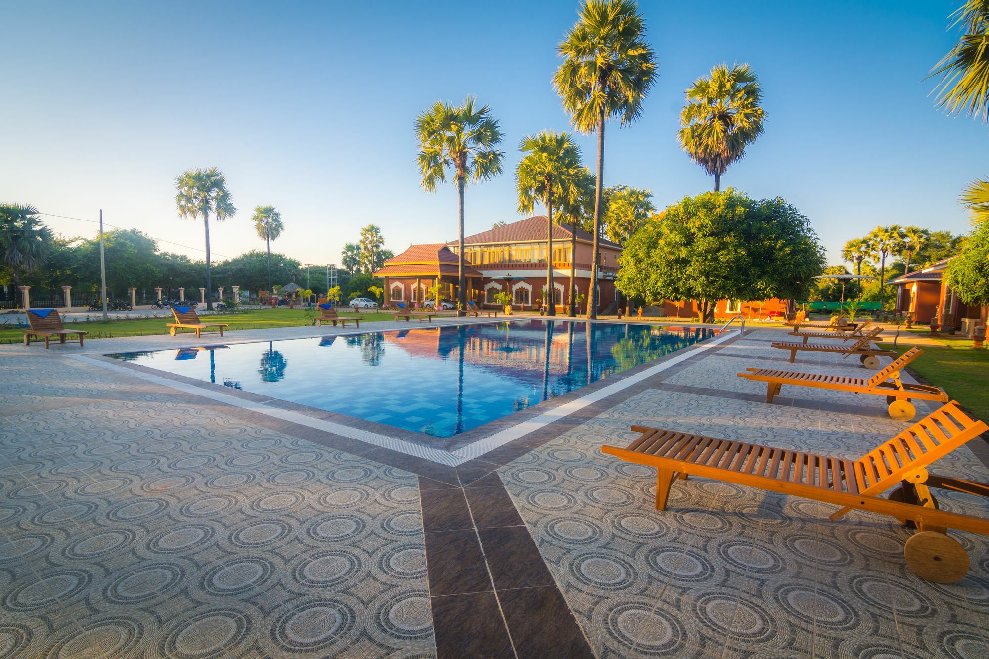 Westay @ Bagan Lotus Hotel Екстер'єр фото